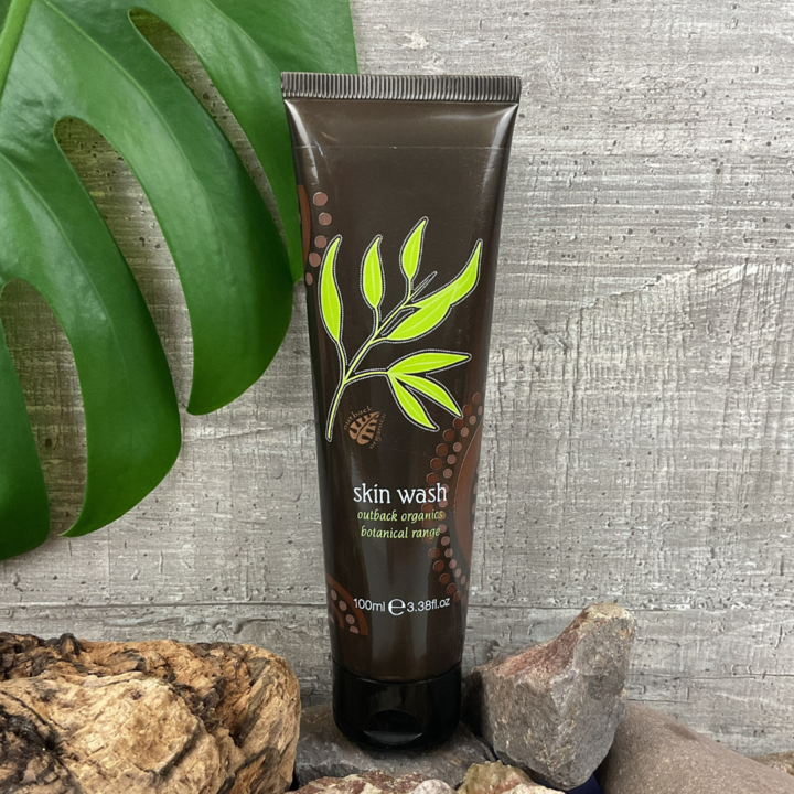 EBS29 skin wash 100ml (1).png