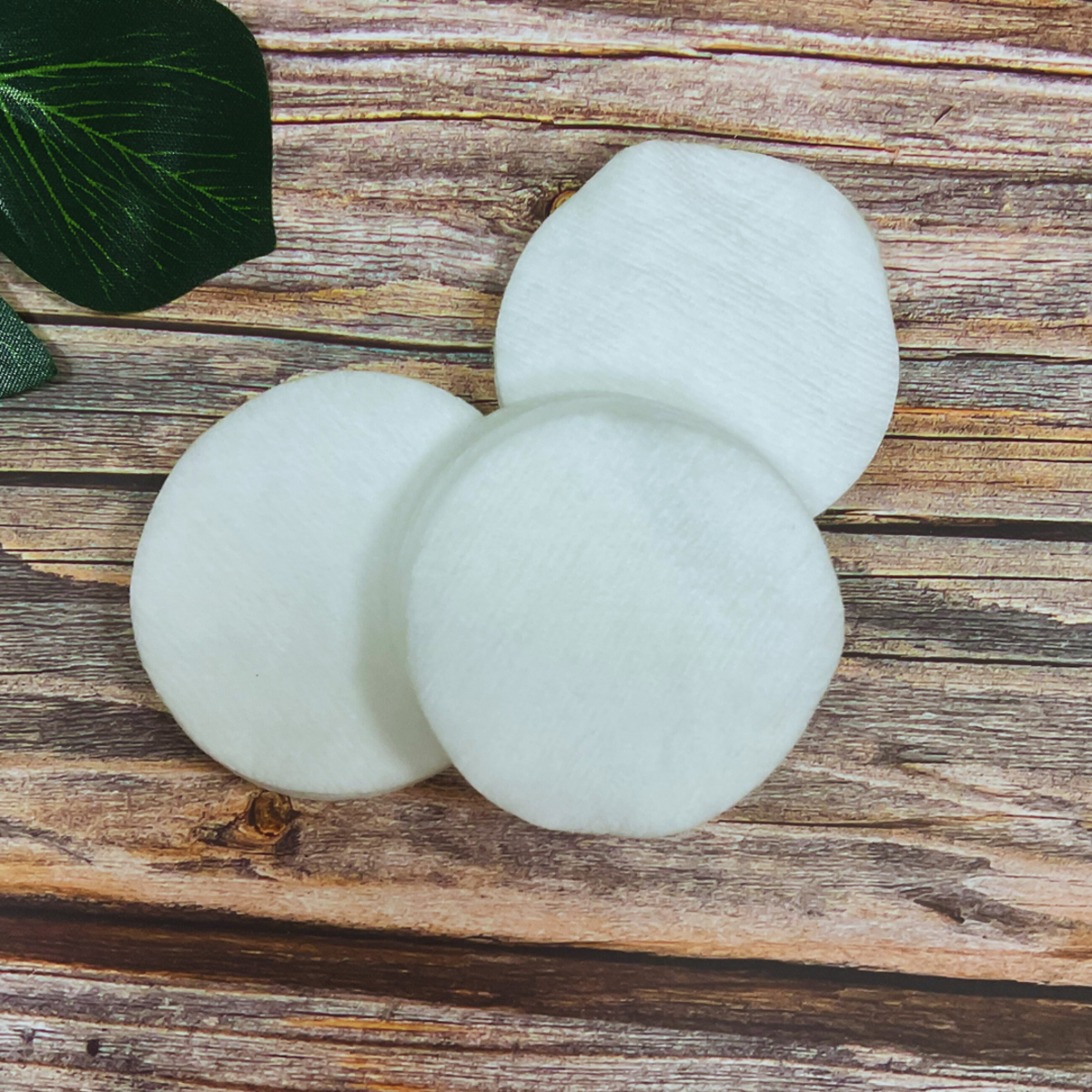 HBA0200 Cotton Discs (500) (2).png